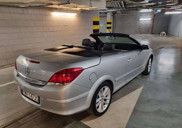 Opel Astra cena 16900 przebieg: 144000, rok produkcji 2006 z Bydgoszcz małe 46